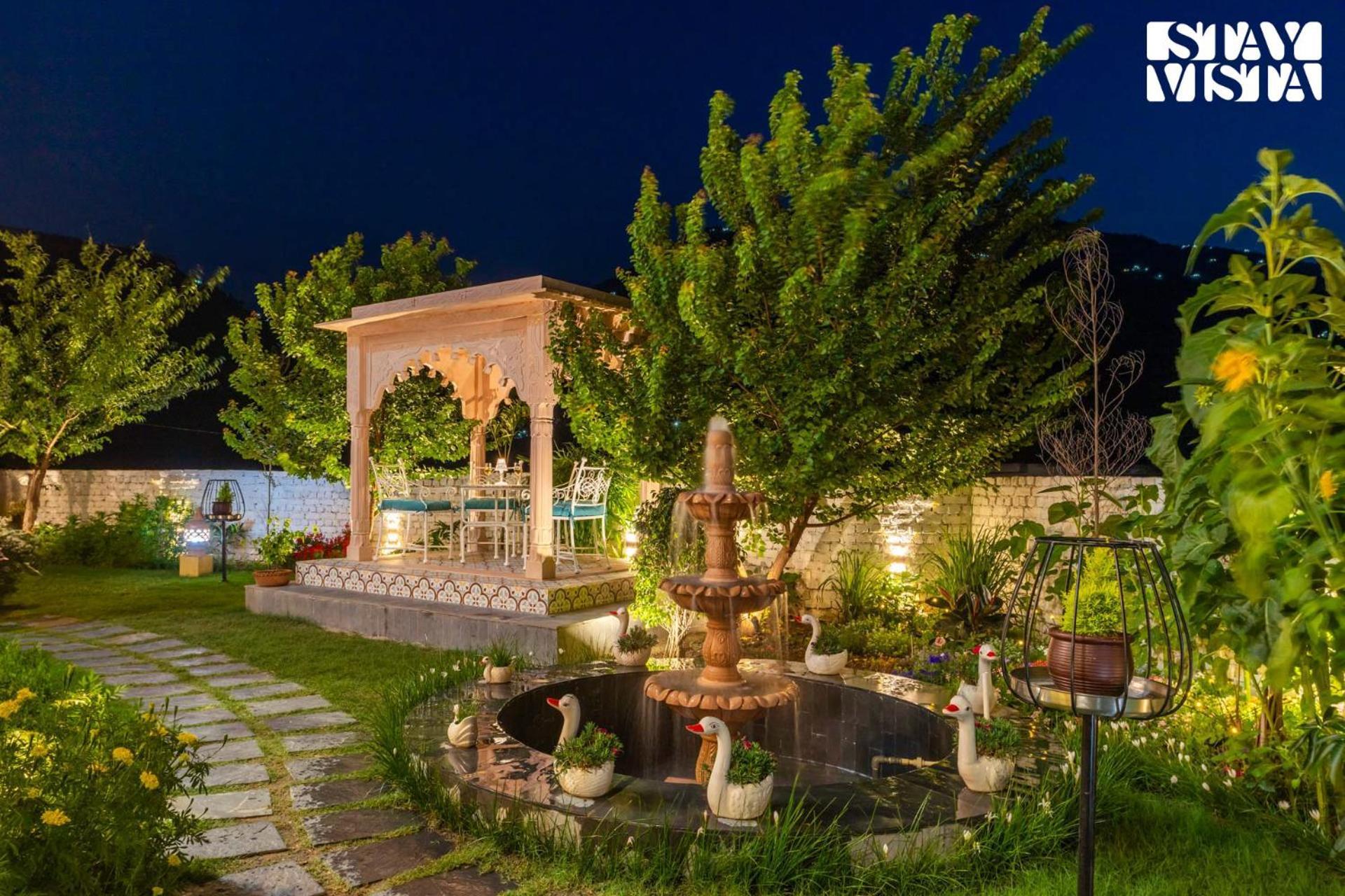 Stayvista At The Oakridge 4 Bhk Villa In Dharamshala With Jacuzzi & Balcony Chamba  Εξωτερικό φωτογραφία