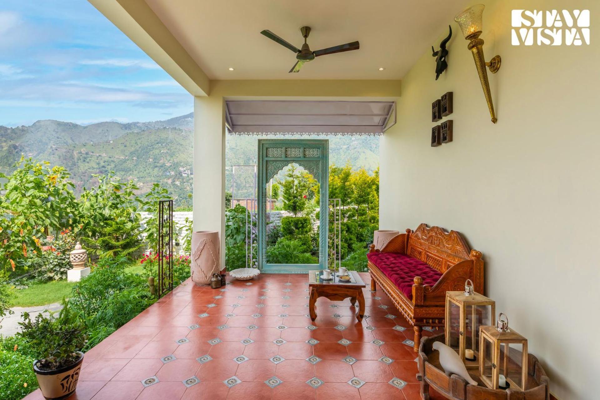 Stayvista At The Oakridge 4 Bhk Villa In Dharamshala With Jacuzzi & Balcony Chamba  Εξωτερικό φωτογραφία