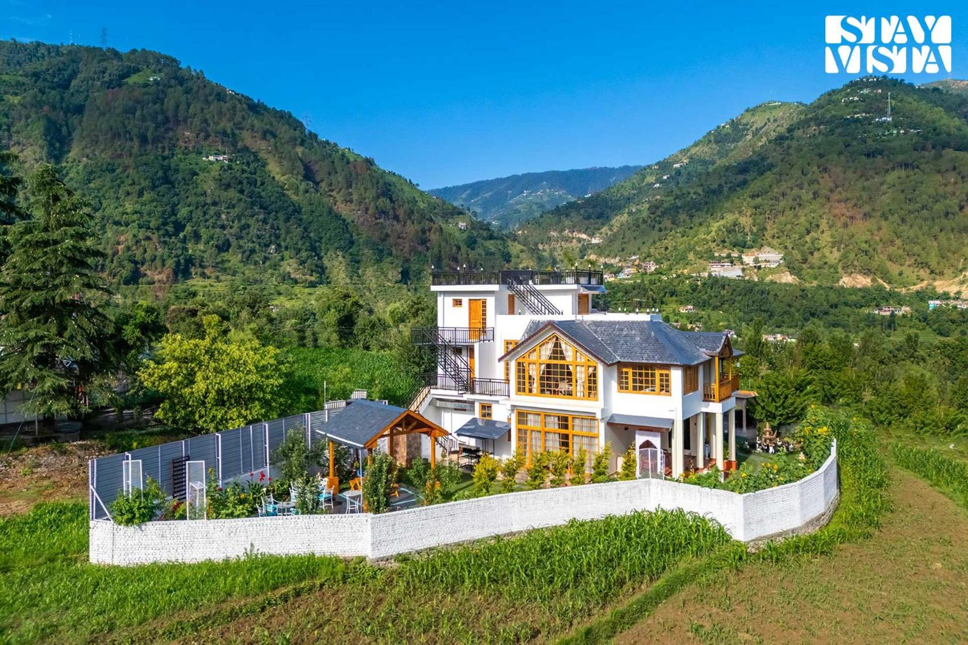 Stayvista At The Oakridge 4 Bhk Villa In Dharamshala With Jacuzzi & Balcony Chamba  Εξωτερικό φωτογραφία